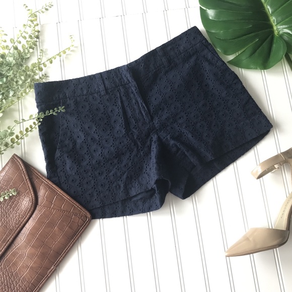 Cynthia Rowley Pants - Cynthia Rowley EUC dark navy blue eyelet shorts!